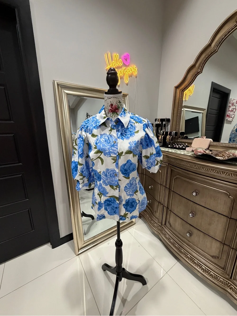 Zara White Button-Up Top with Blue Floral Puff Sleeves